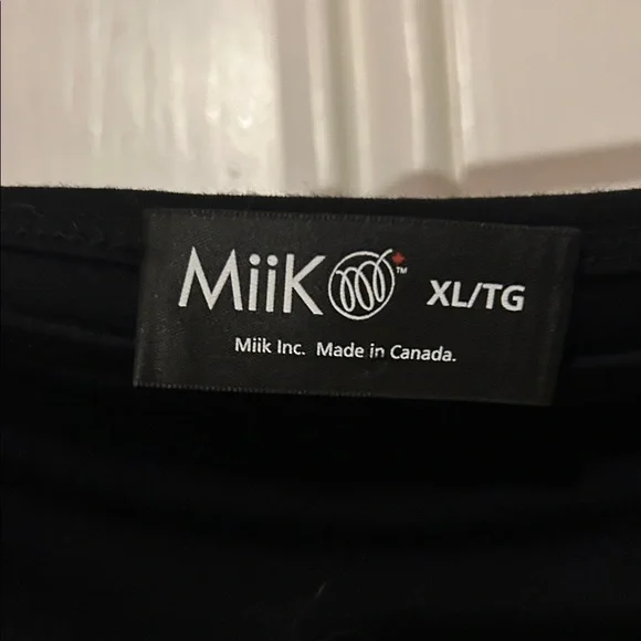 Chic Black Pencil Skirt for Women - Picture 2 of 2